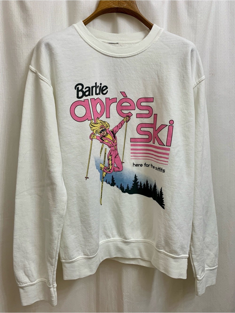 Barbie White Crewneck Sweatshirt with Pink Après Ski Graphic